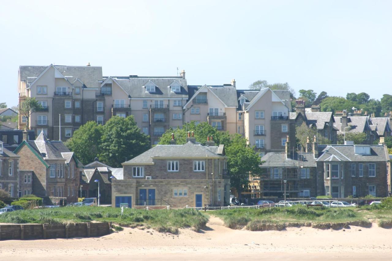 No 10 Royal Apartments North Berwick Exterior photo